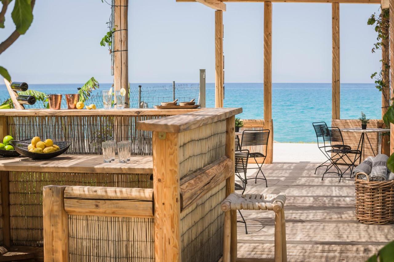 F Zeen Kefalonia (Adults Only) Лурдата Экстерьер фото