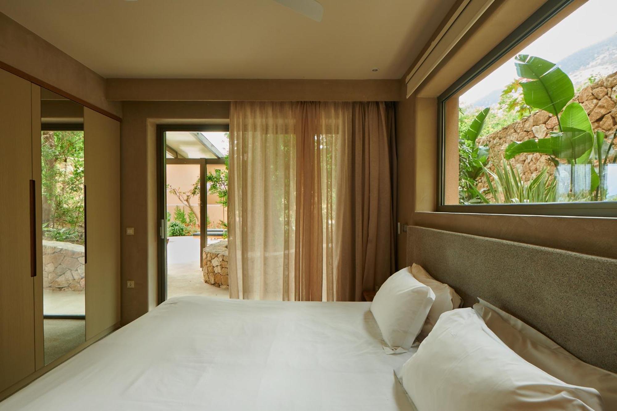 F Zeen Kefalonia (Adults Only) Лурдата Экстерьер фото